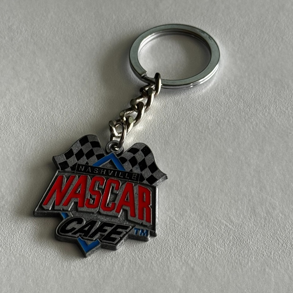 Nascar Cafe Nashville TN Souvenir Keychain Key Ring Metal